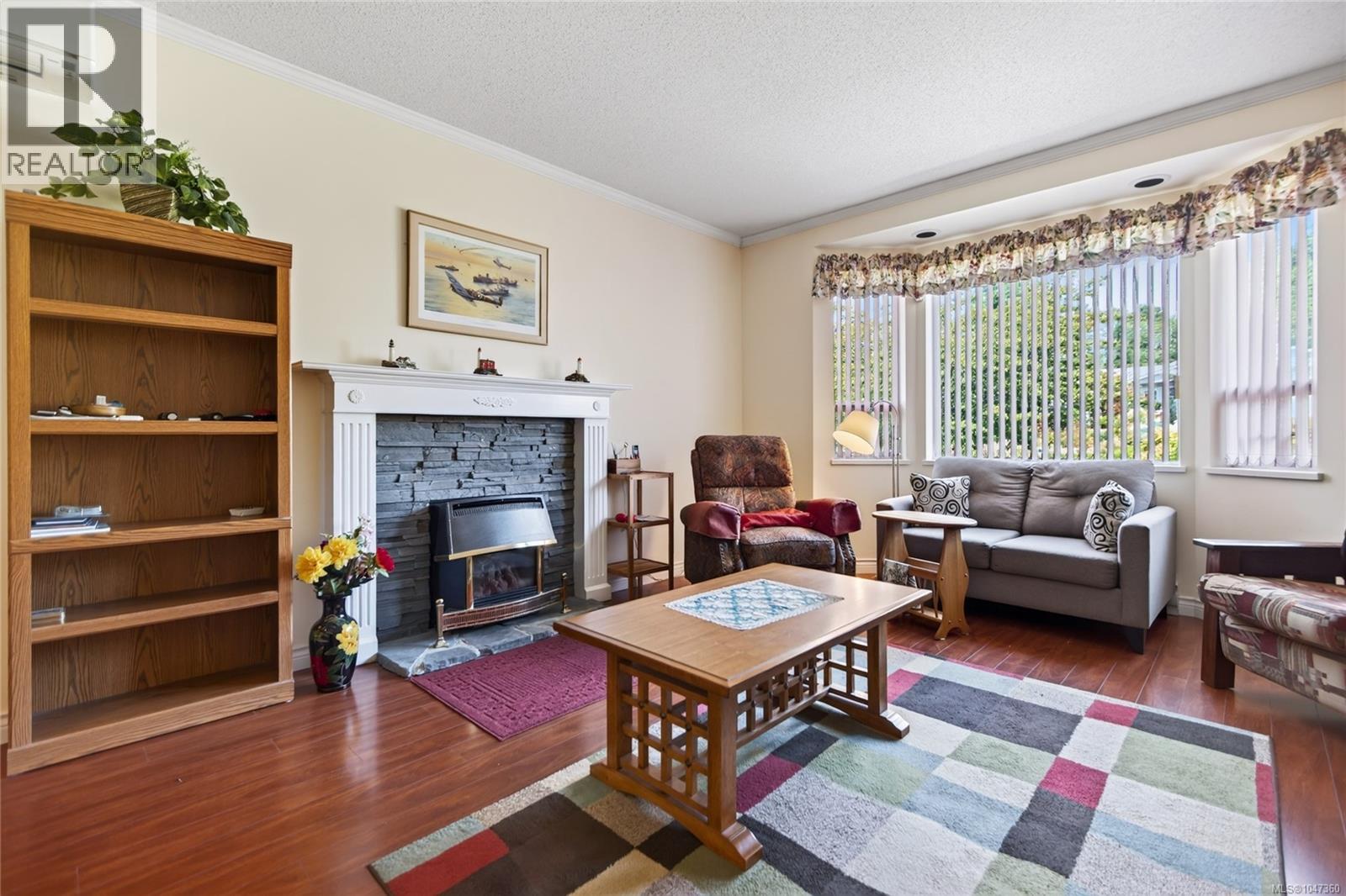 2193 Cardinal Pl - Image 9