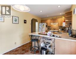 2193 Cardinal Pl, Comox, BC V9M3G2 Photo 18