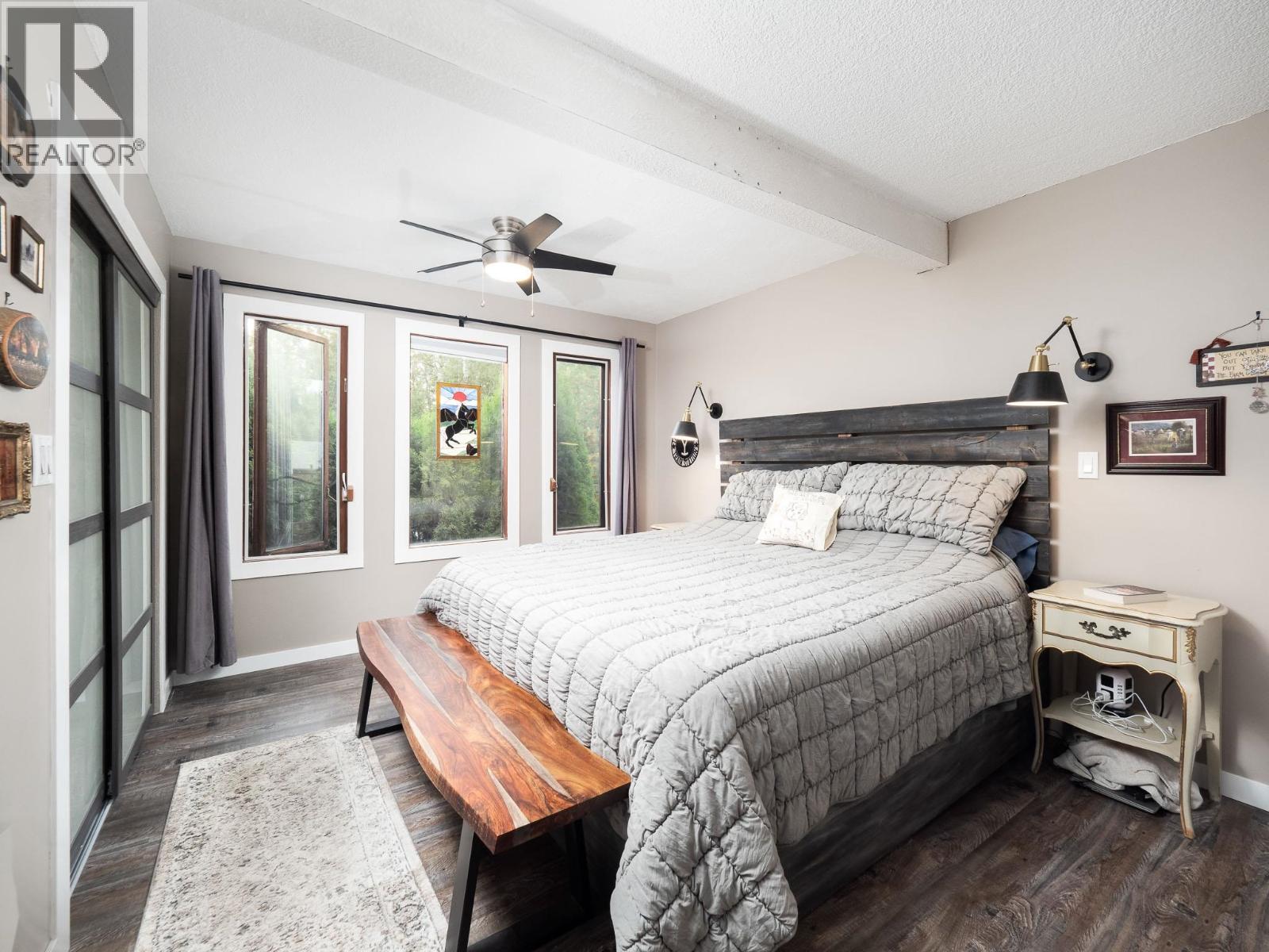 2461 CHURCHILL ROAD - 13