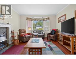 Kitchen - 2193 Cardinal Pl, Comox, BC V9M3G2 Photo 10