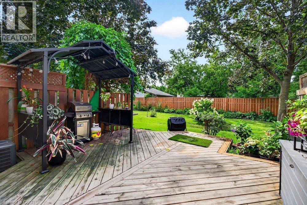#11 44 FRANCES Avenue - 5