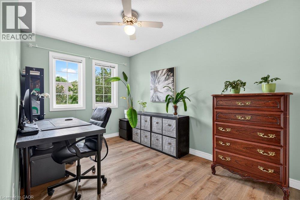 #11 44 FRANCES Avenue - 29