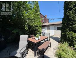 Main - 429 Ossington Avenue, Toronto, ON M6J3A6 Photo 13