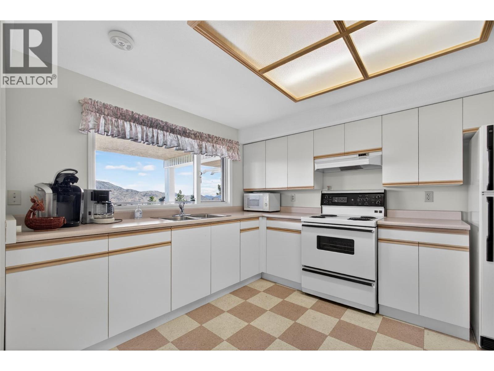 4630 Ponderosa Drive Unit# 308, Peachland