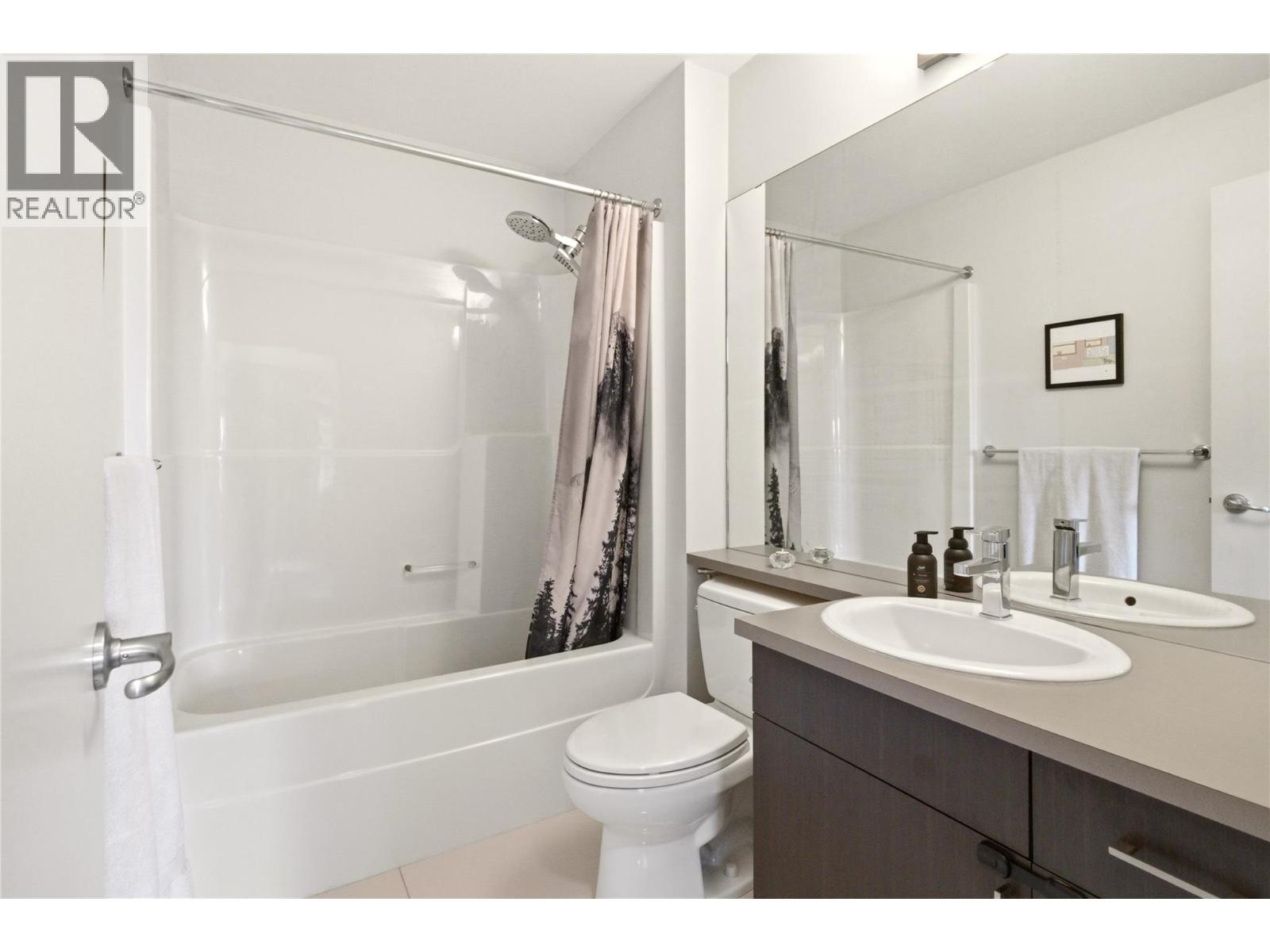 205 660 Lequime Road, Kelowna