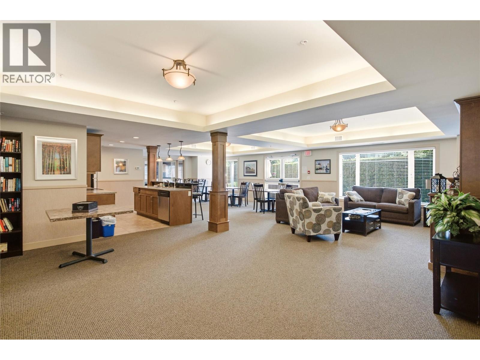 205 660 Lequime Road, Kelowna