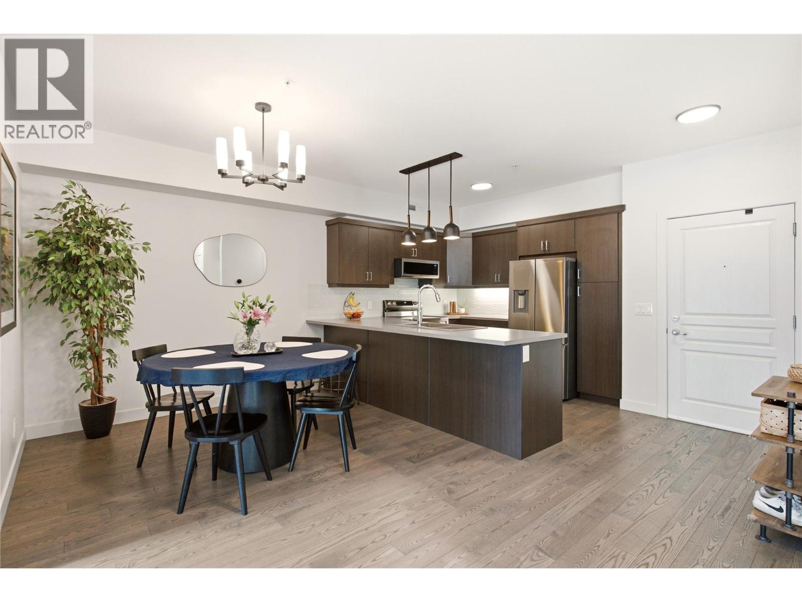205 660 Lequime Road, Kelowna