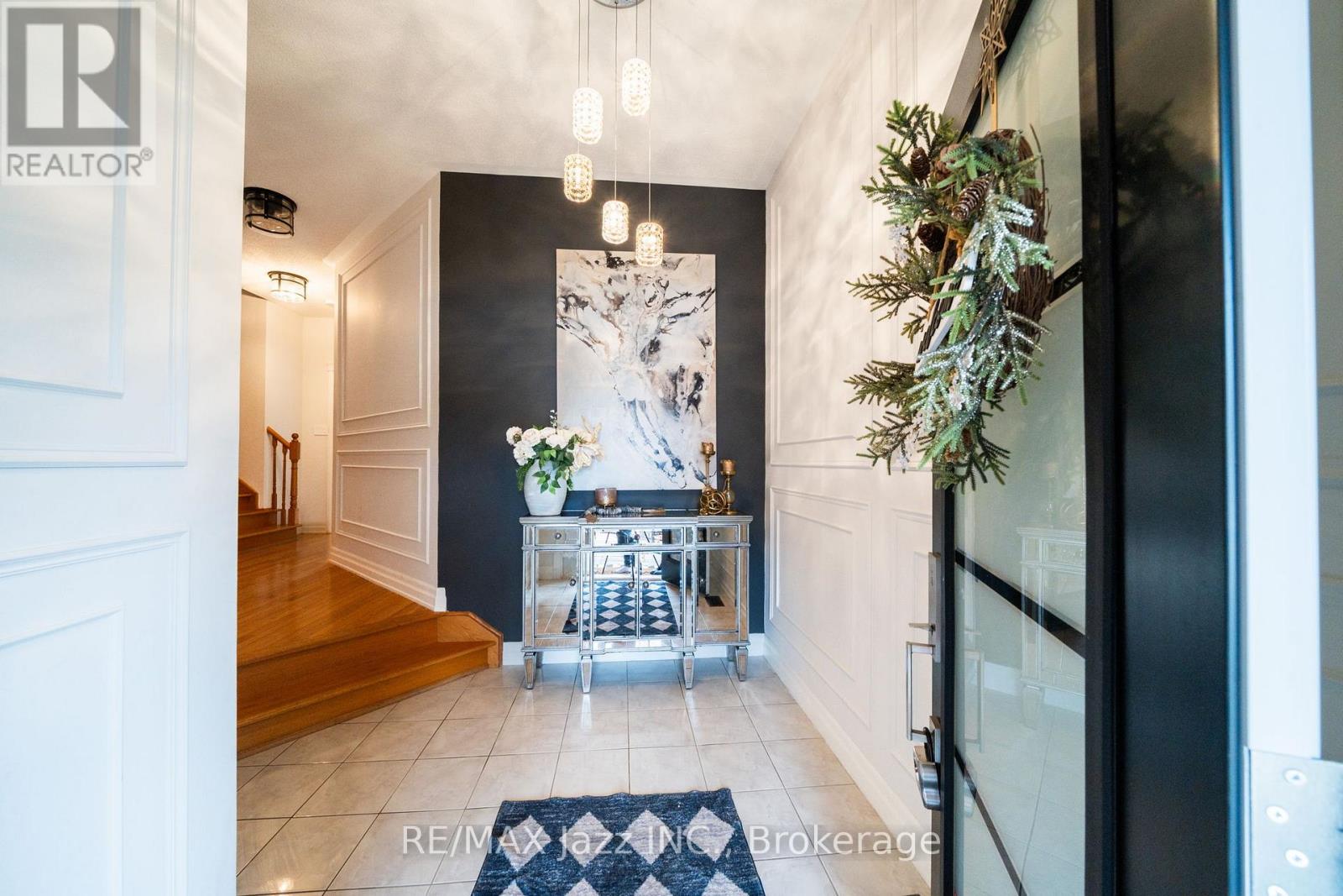 550 BERT BUDD AVENUE - 4