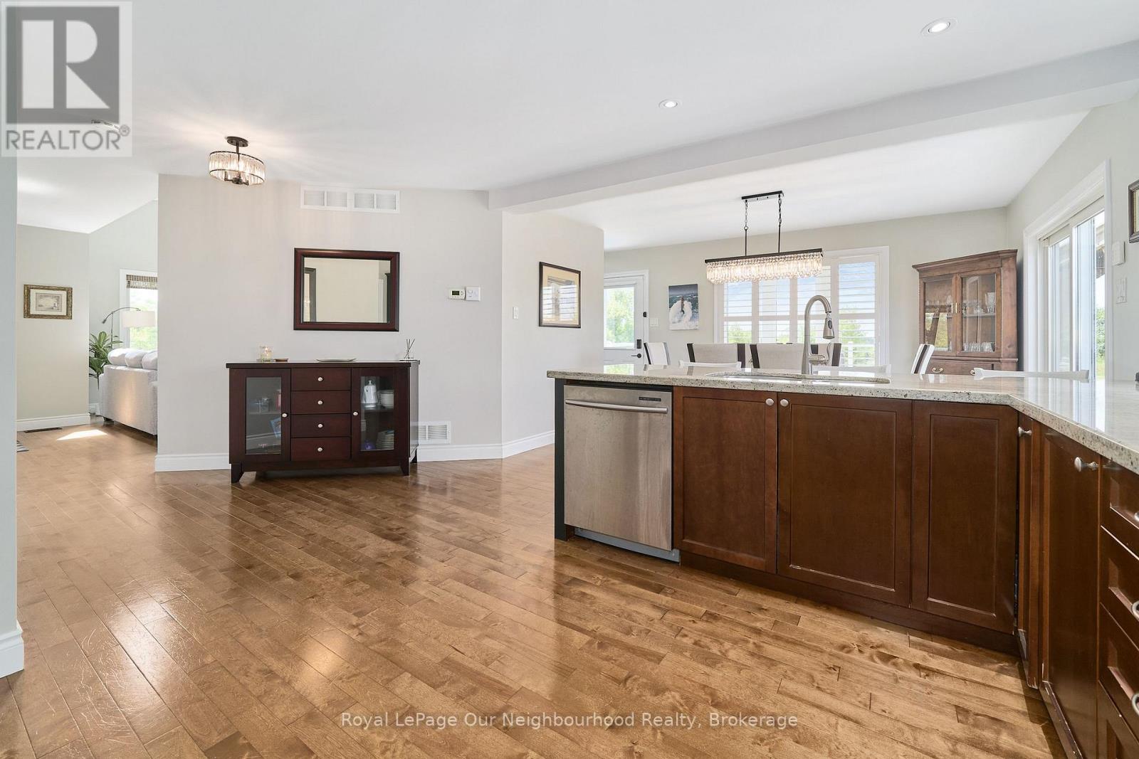 2317 HILLVIEW DRIVE - Image 16