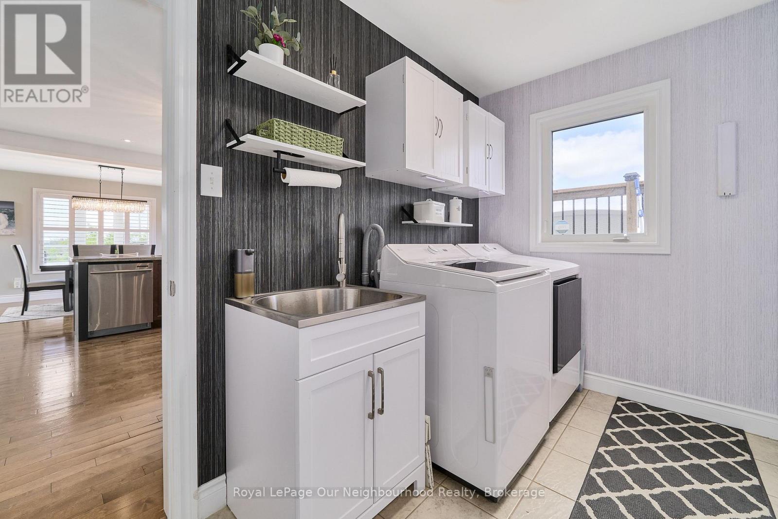 2317 HILLVIEW DRIVE - Image 17