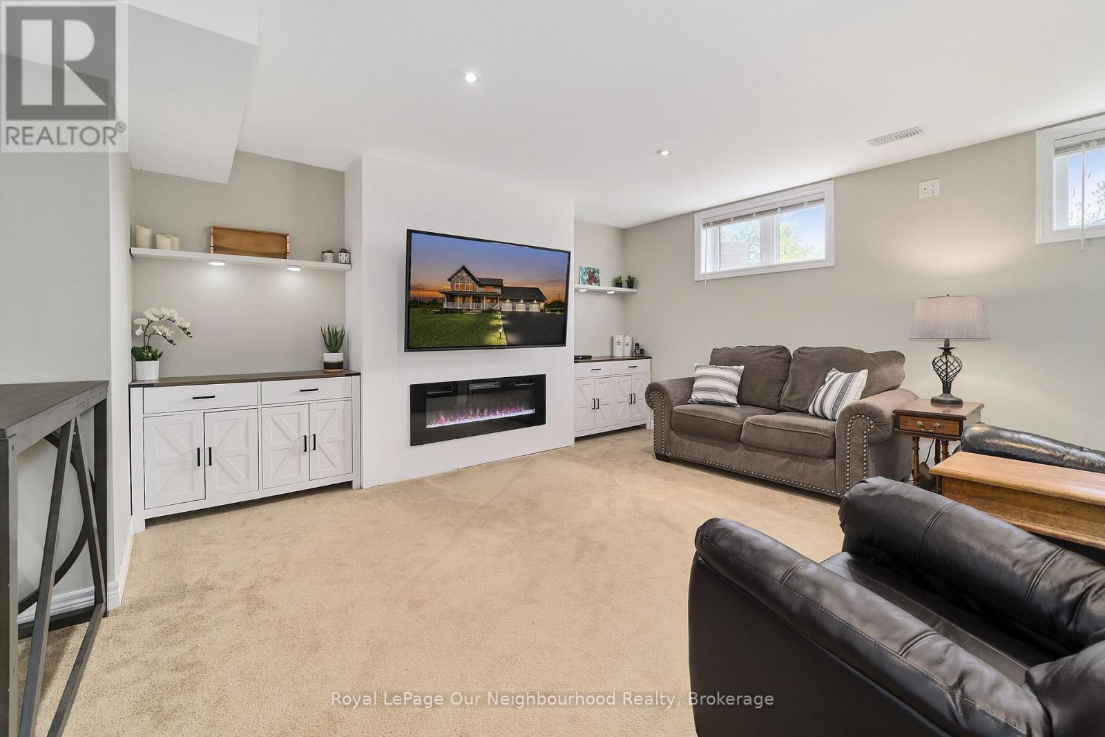 2317 HILLVIEW DRIVE - Image 36