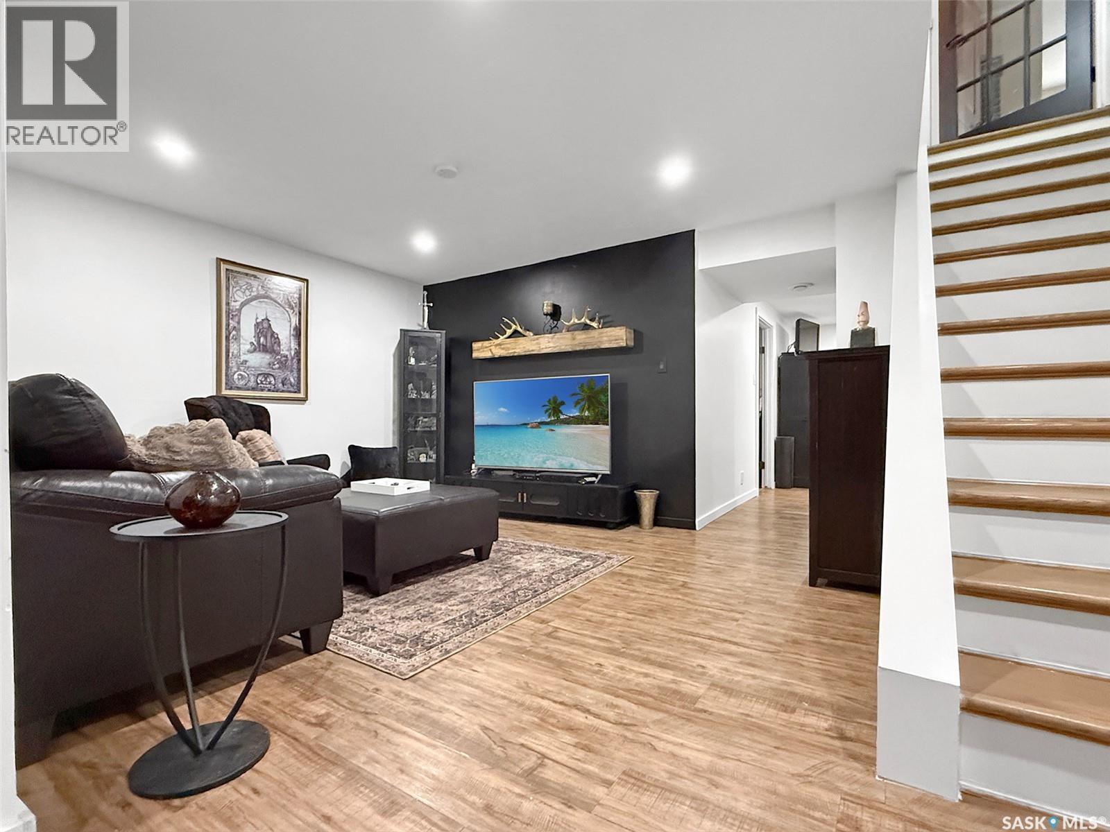 442 Walsh TRAIL - Image 15