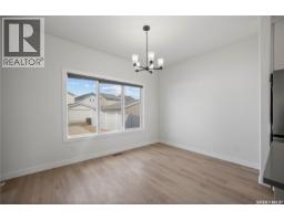 Kitchen/Dining room - 5116 E Simard Avenue, Regina, SK S4V3W5 Photo 9