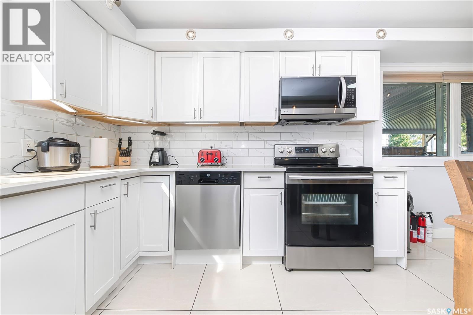 902 Steeves AVENUE - Image 10