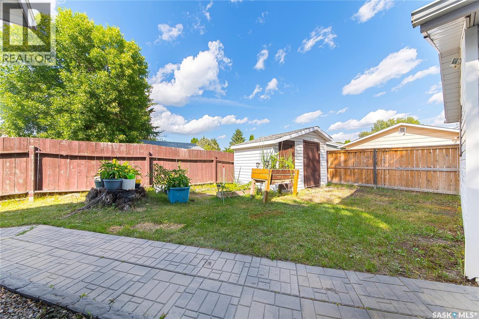 902 Steeves AVENUE - 34