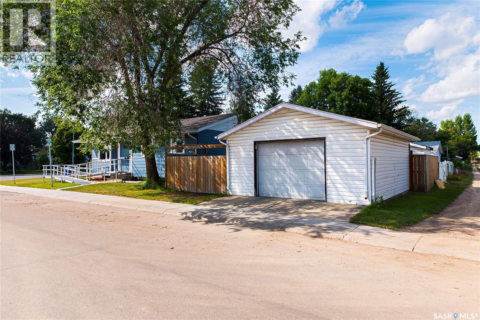 902 Steeves AVENUE - 38