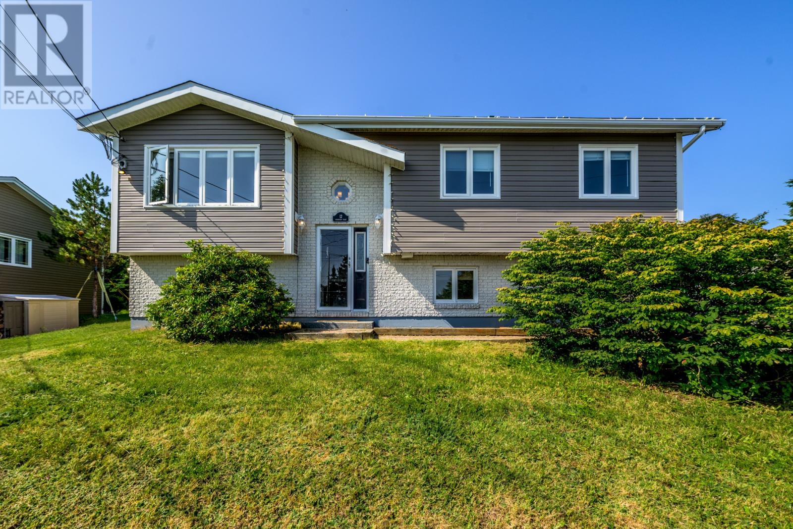 12 Riverview Place
