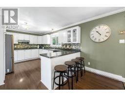 12 Riverview Place thumbnail 17