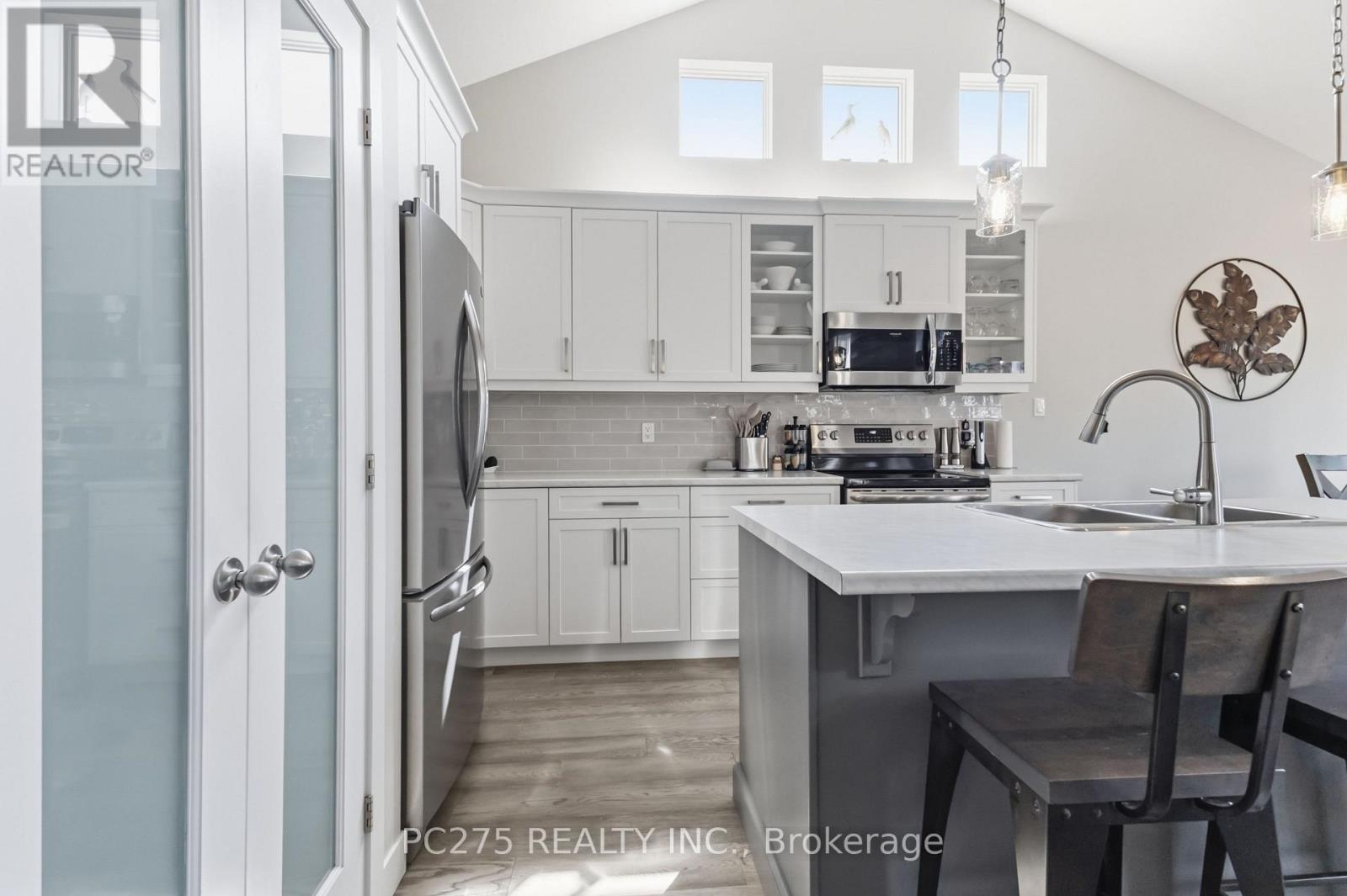 246 HILL STREET - 12