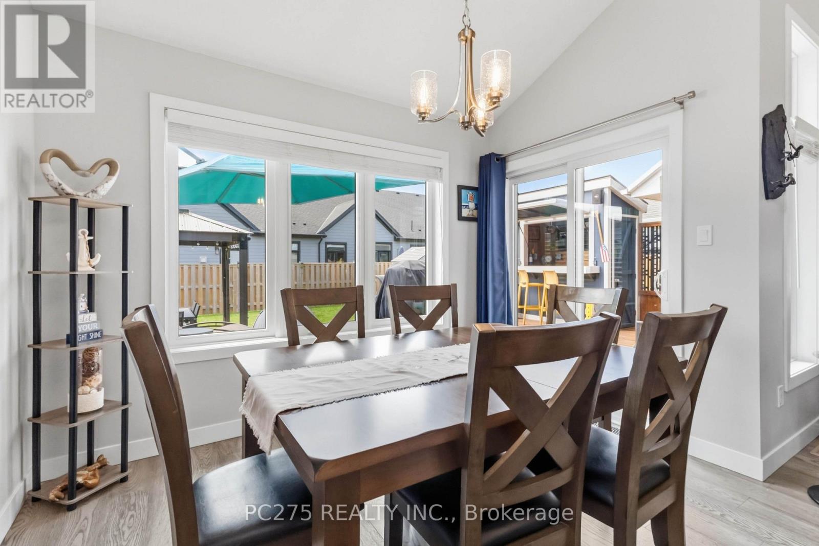 246 HILL STREET - Image 16