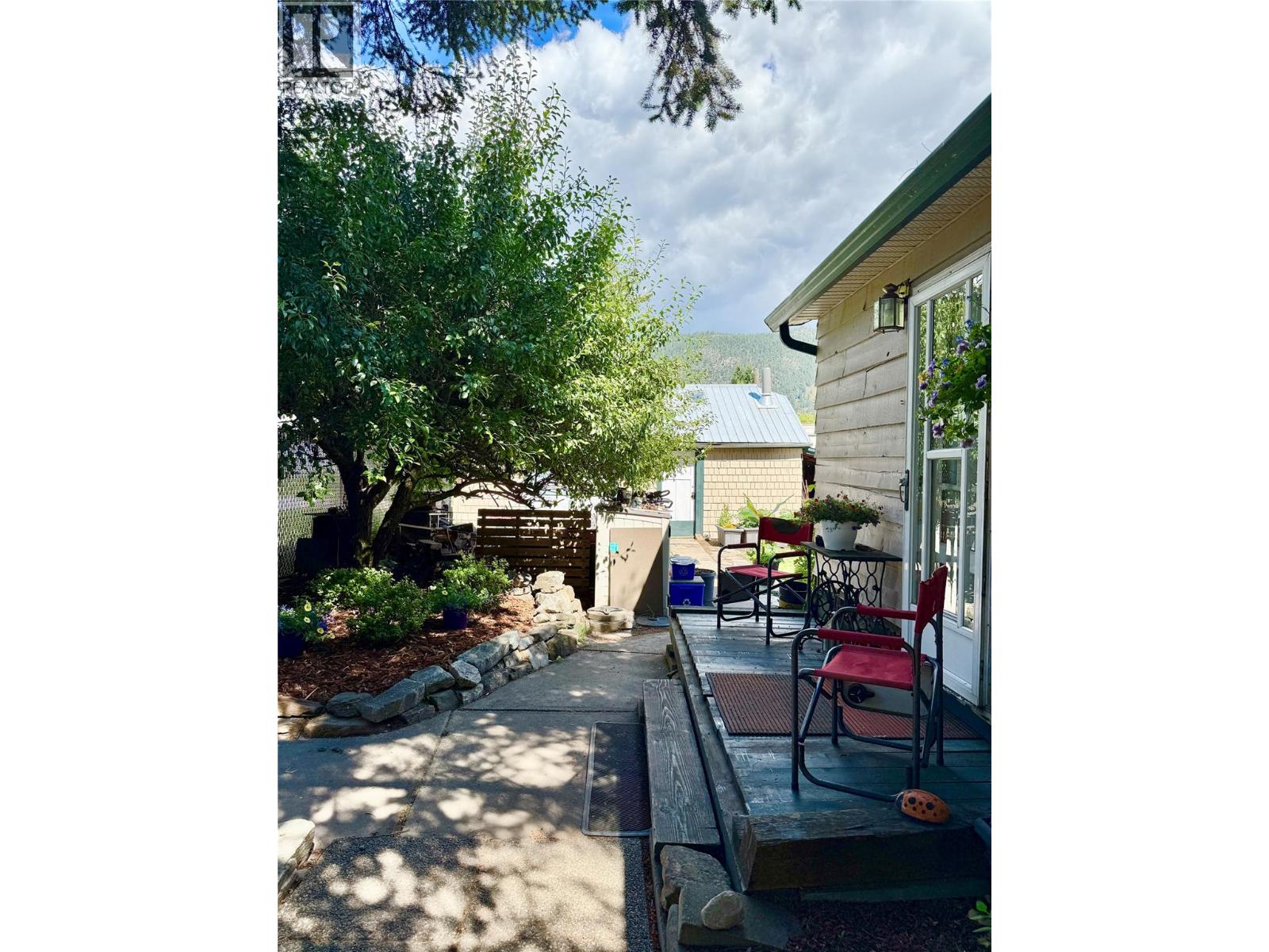 1050 Hillside Avenue - 44