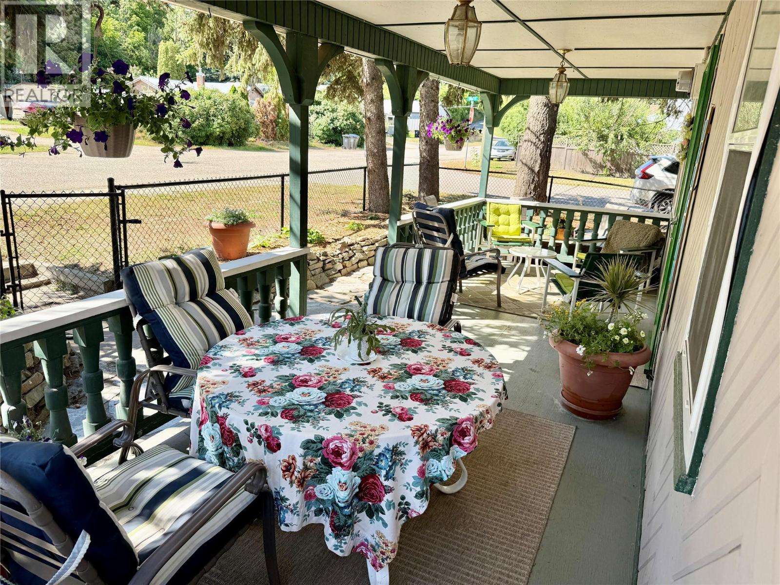 1050 Hillside Avenue - Image 33