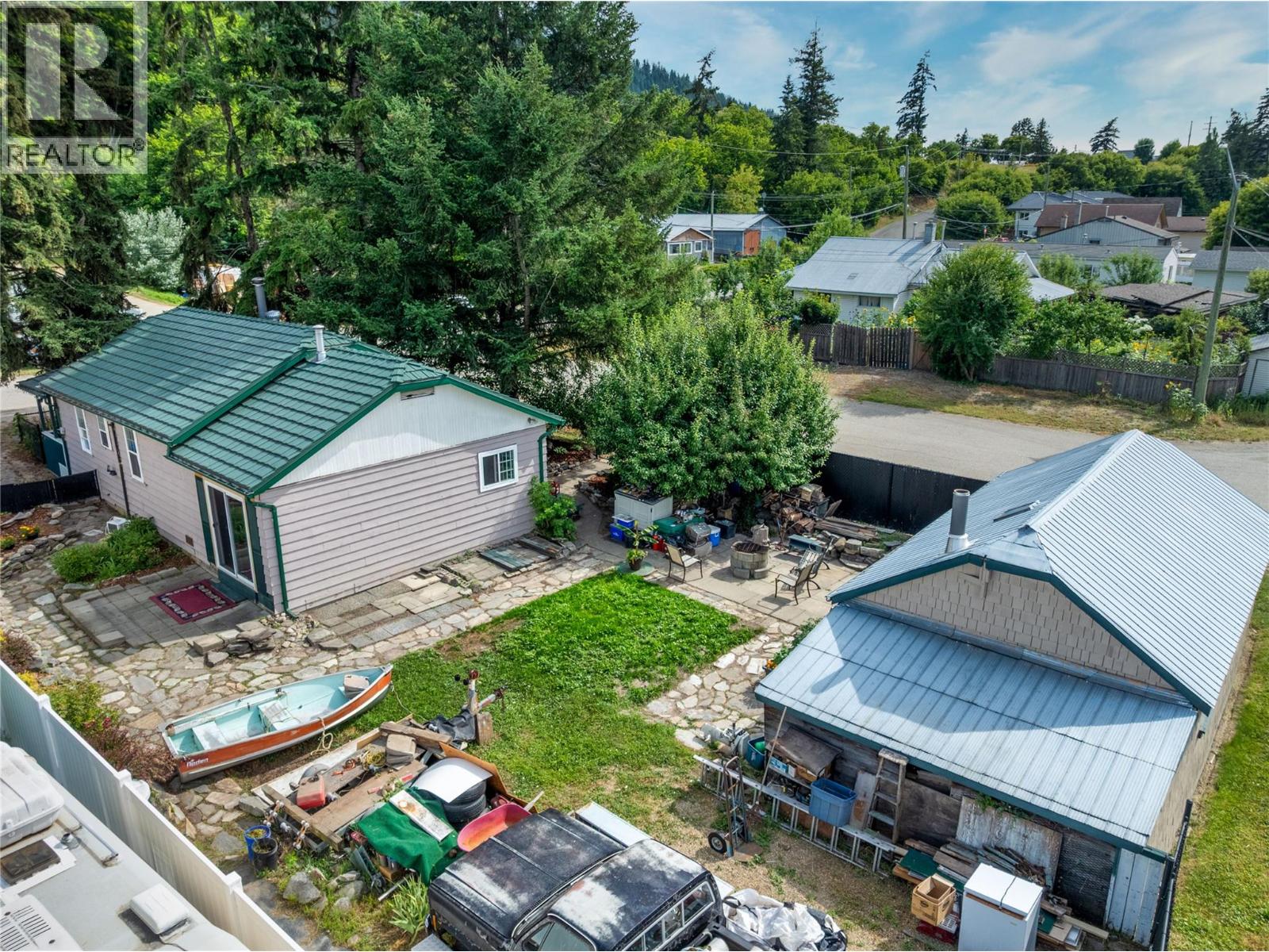 1050 Hillside Avenue - Image 47