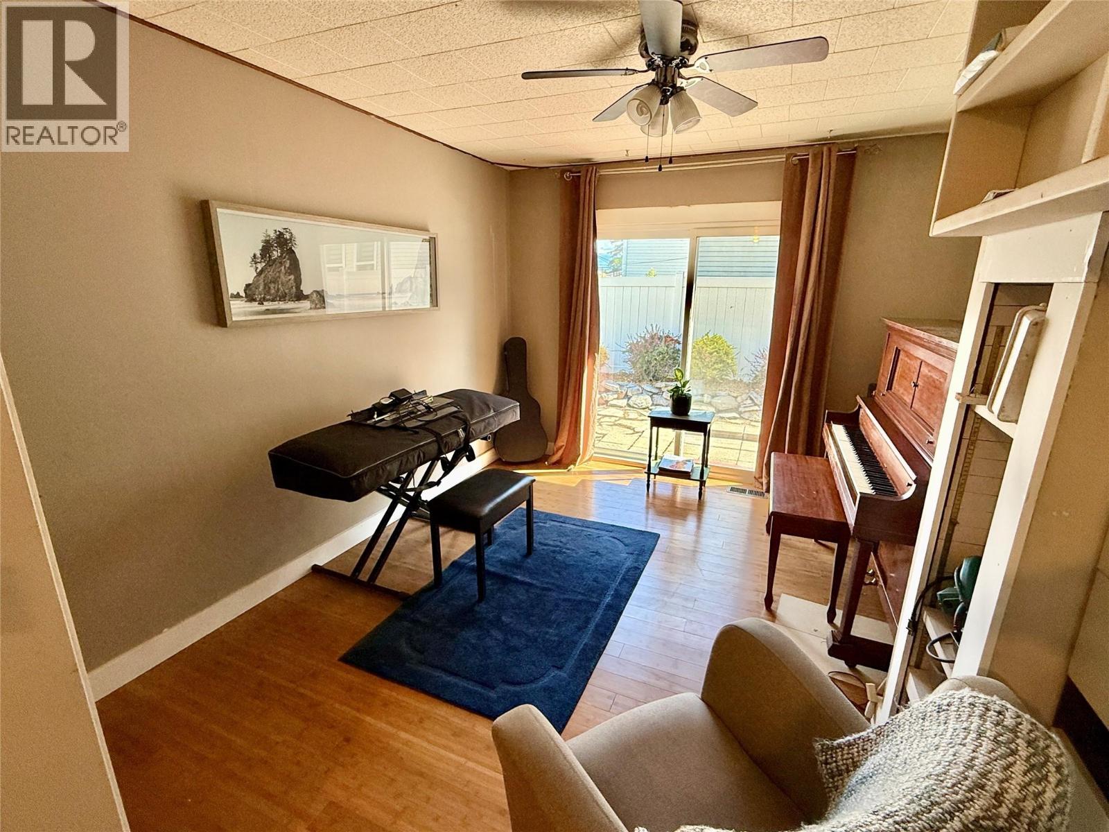 1050 Hillside Avenue - 23