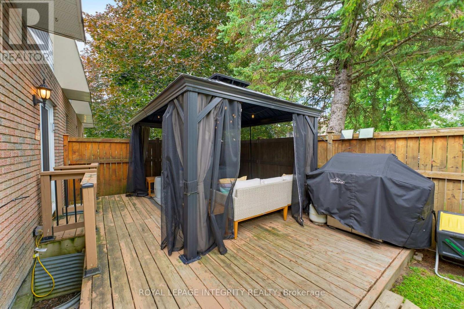 3 Bed, 3 Bath House for Sale in Ottawa – 39 READY WAY, Ottawa – MLS# X13693042 - Image 35