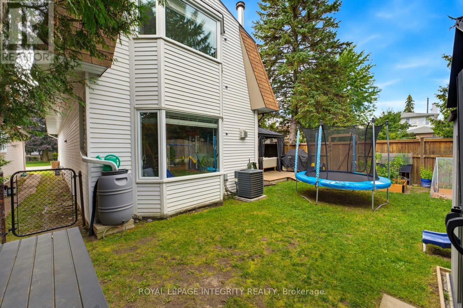 3 Bed, 3 Bath House for Sale in Ottawa – 39 READY WAY, Ottawa – MLS# X13693042 - Image 38
