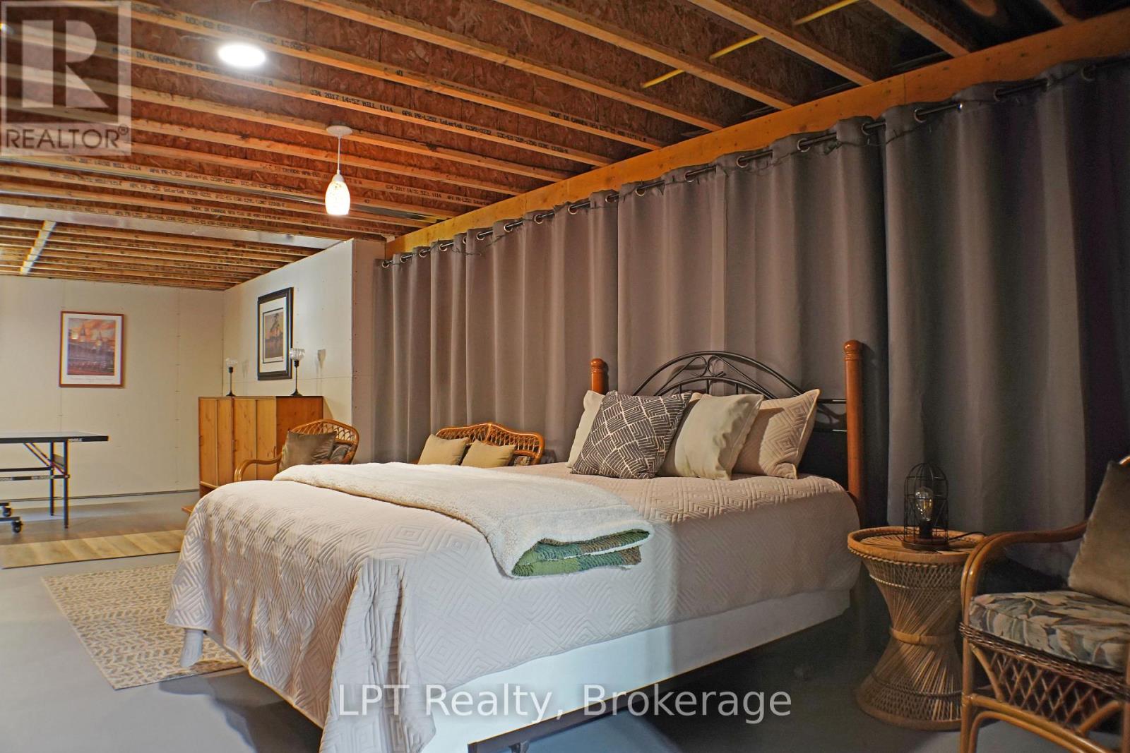 502180 GREY ROAD 1 - Image 35
