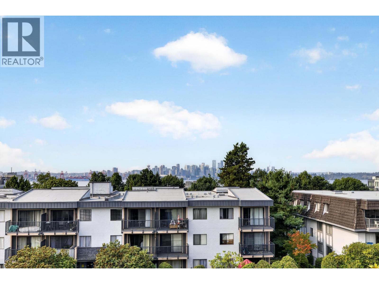 307 252 W 2ND STREET, North Vancouver