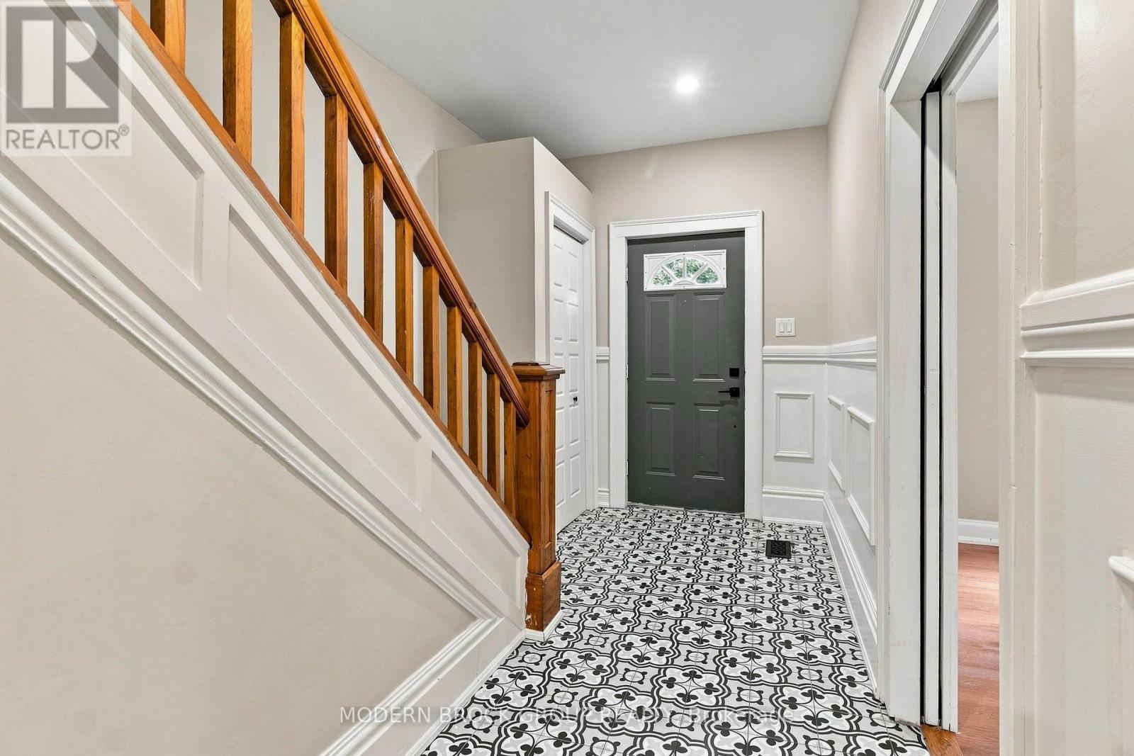 322 KING STREET W - Image 5