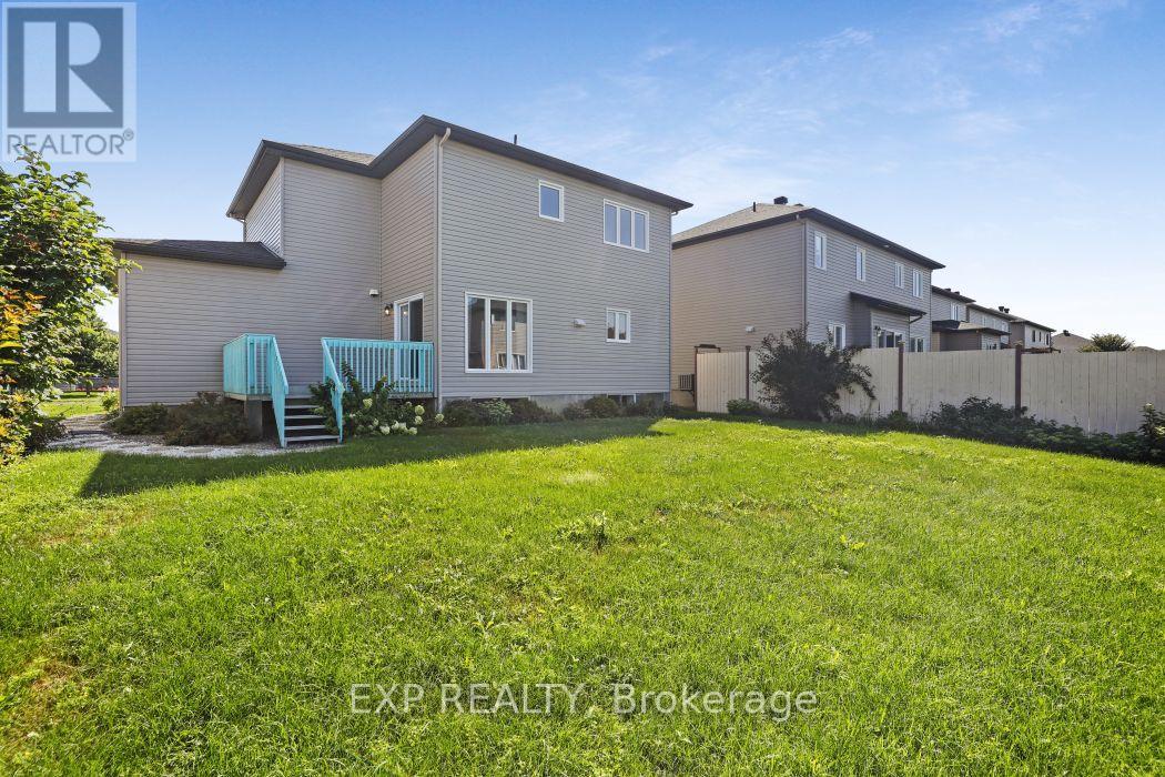 225 SUNSET CRESCENT - Image 37