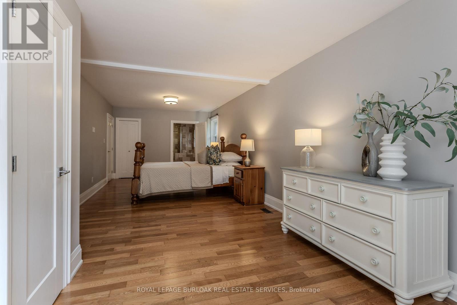 892 NORTH SHORE BOULEVARD W - 14