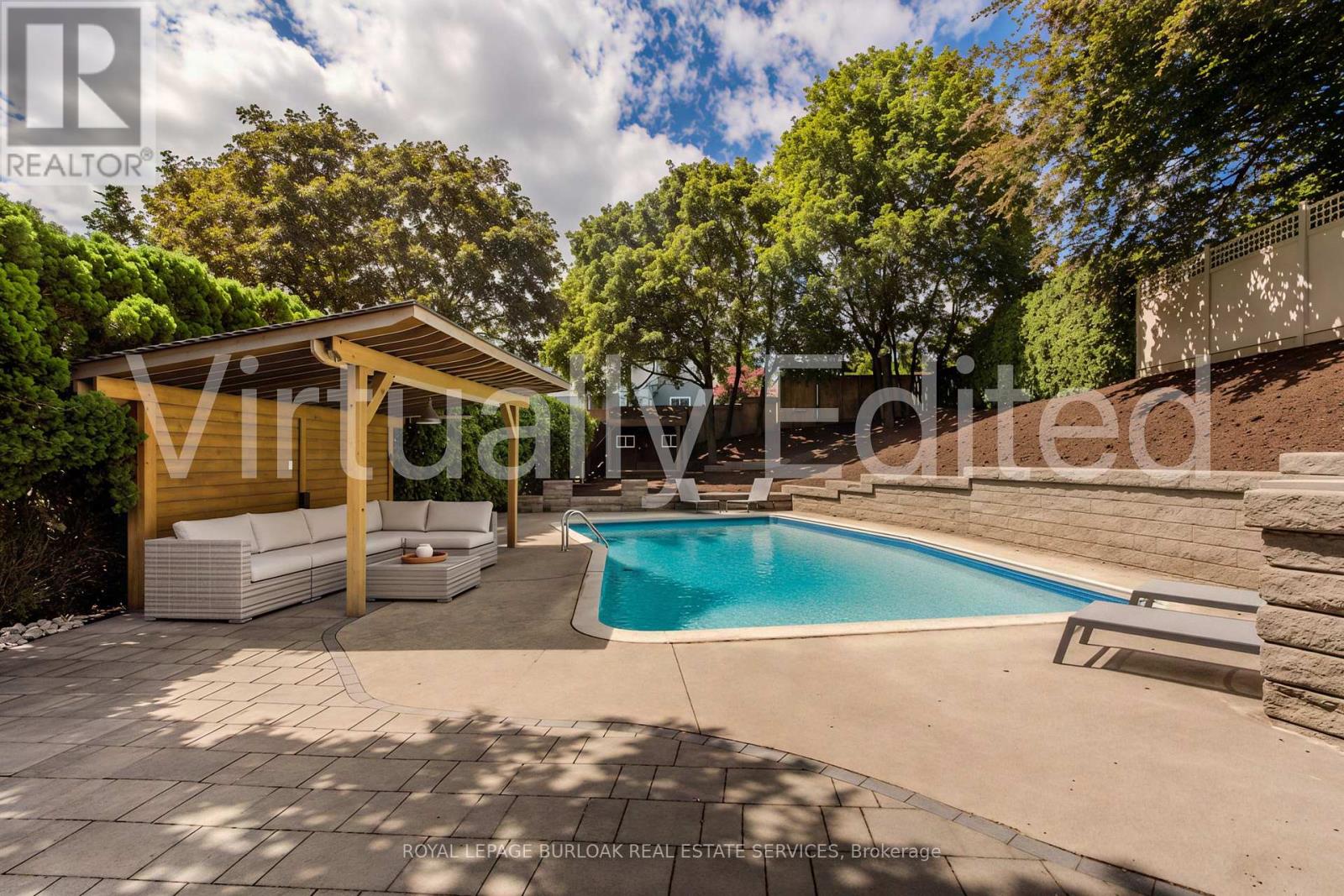 892 NORTH SHORE BOULEVARD W - Image 30