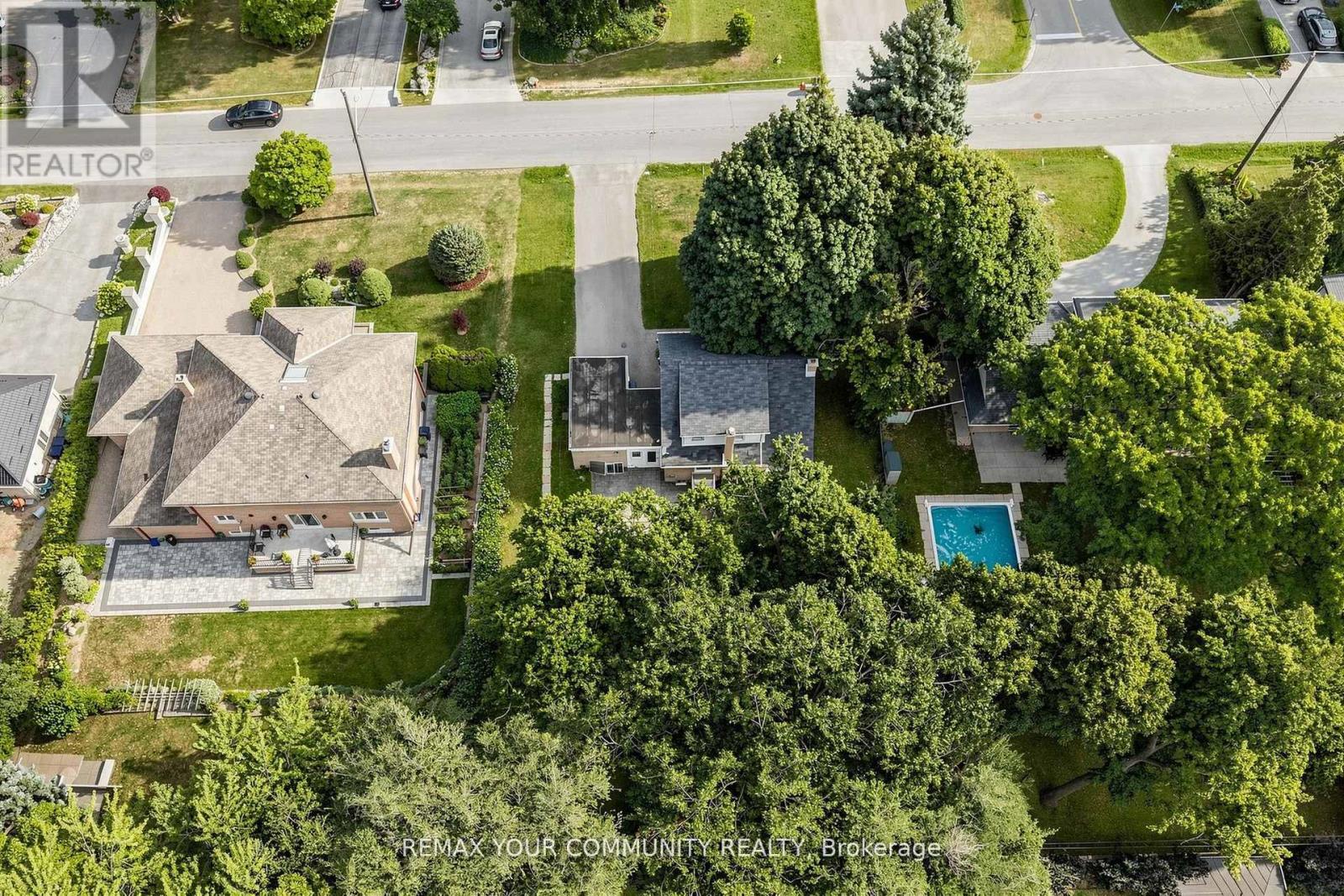 22 HAVENRIDGE DRIVE - 43