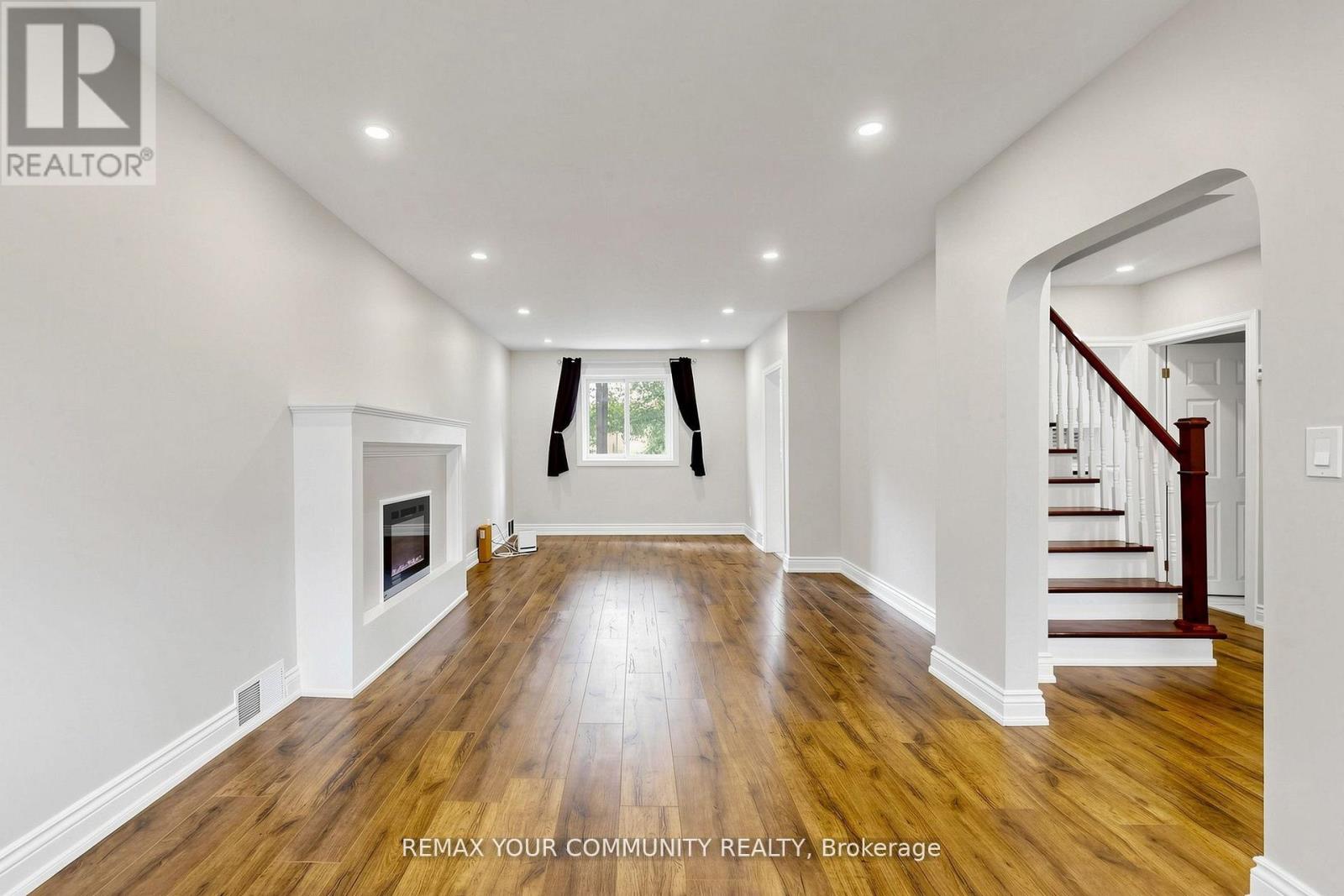 22 HAVENRIDGE DRIVE - 7