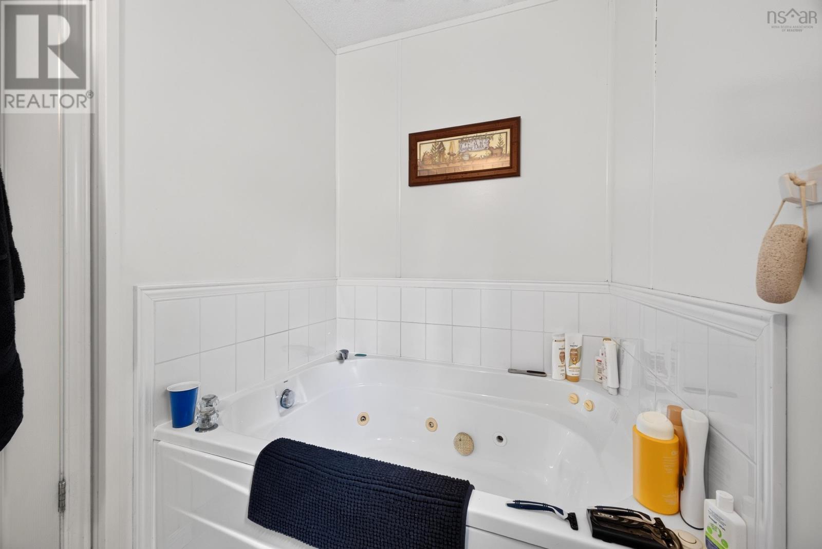 Property 21 of 36 of 1050 WADDENS Court