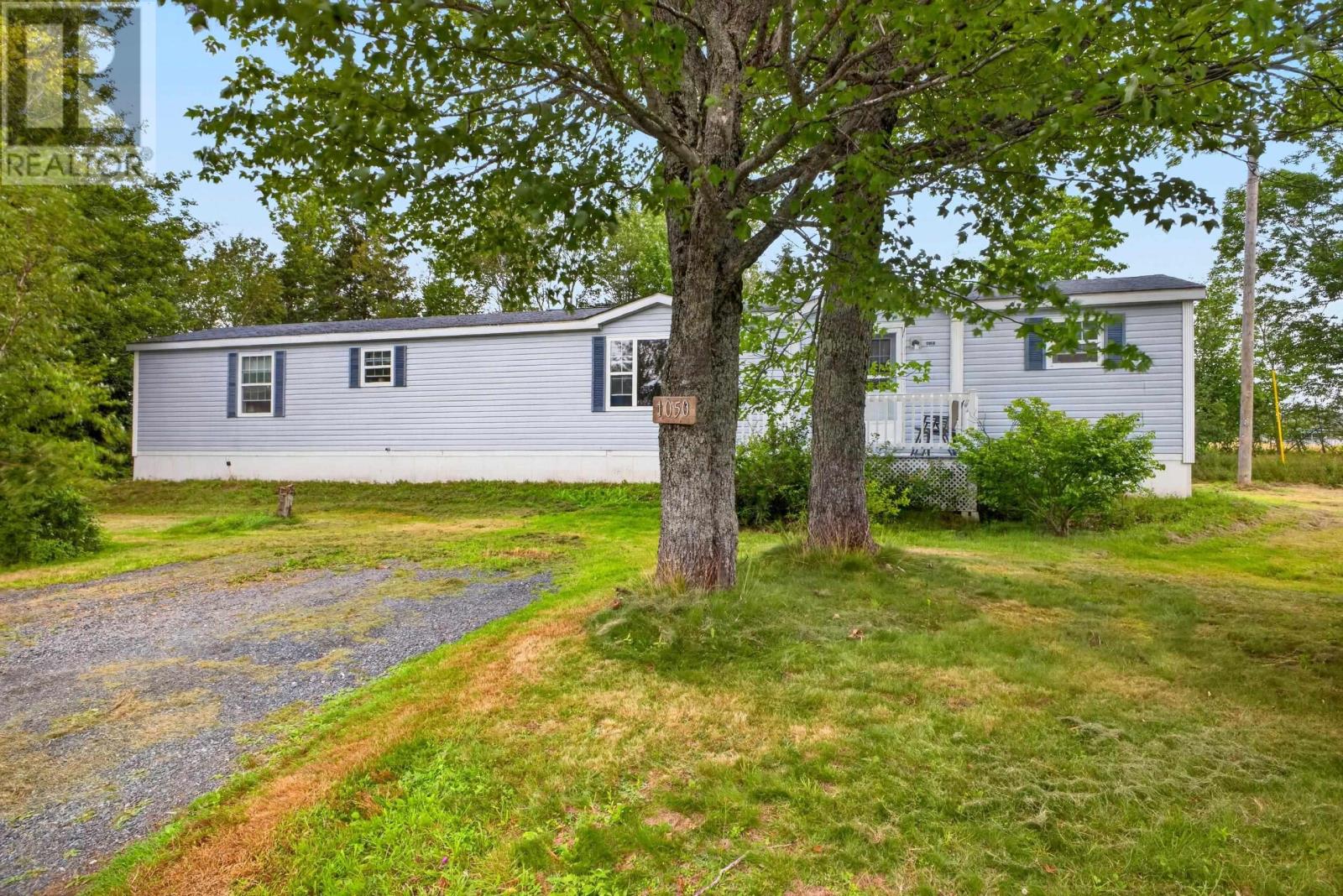 1050 WADDENS Court - 2