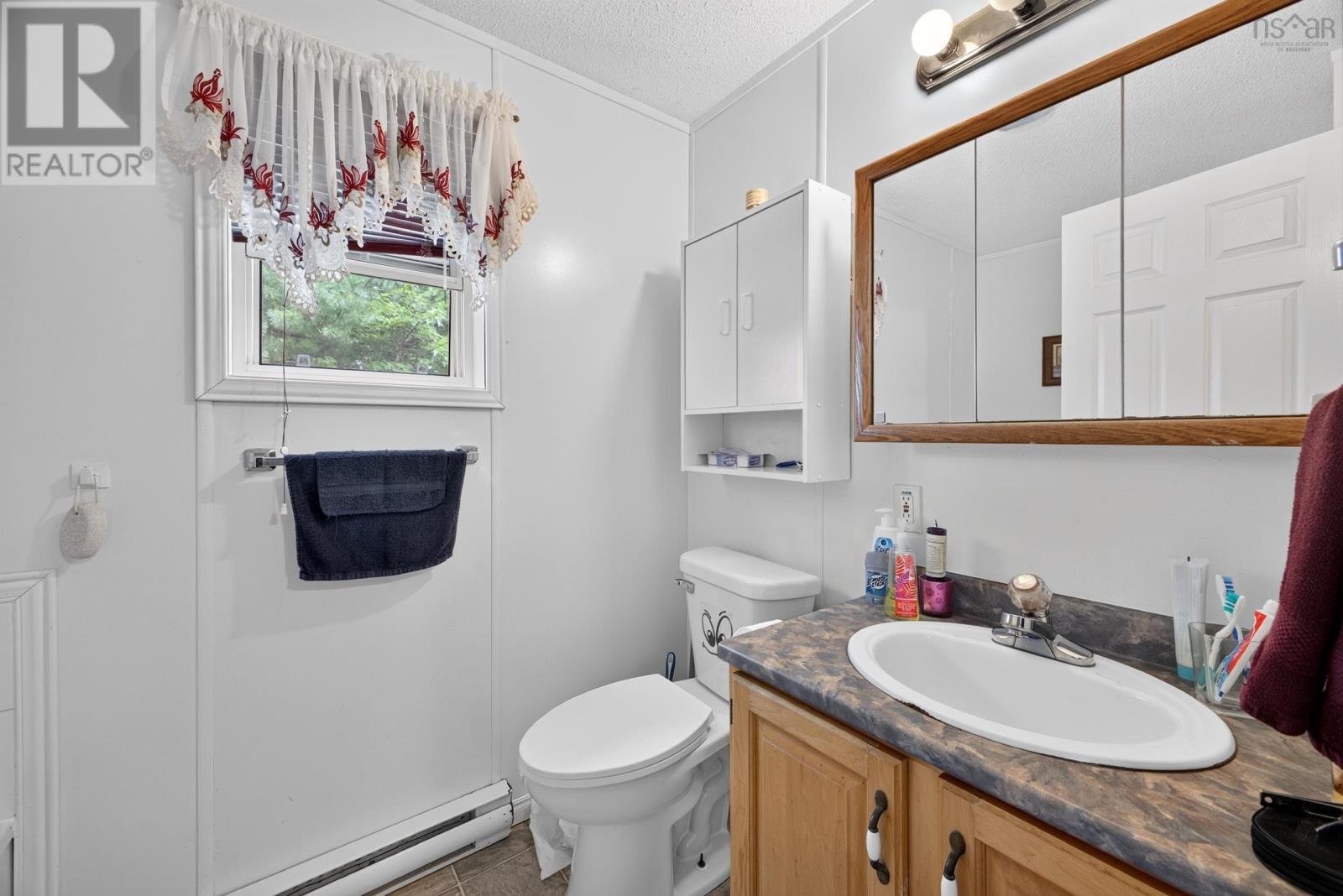 1050 WADDENS Court - 19
