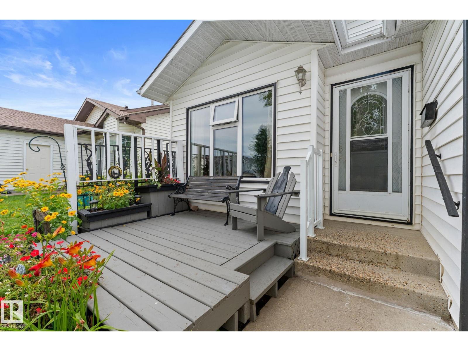 4224 33A ST NW - 2