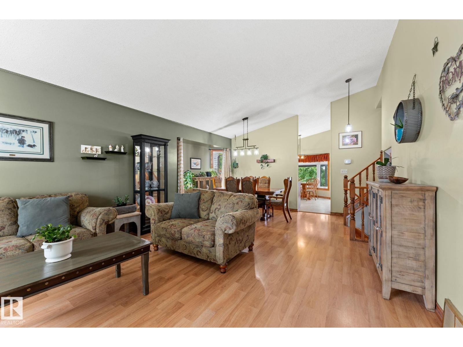 4224 33A ST NW - Image 5