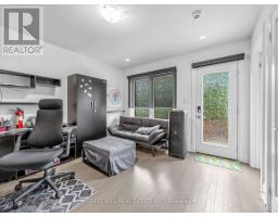 2996 Weston Road, Toronto, ON M9M2S7 Photo 41
