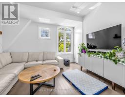 2996 Weston Road, Toronto, ON M9M2S7 Photo 12