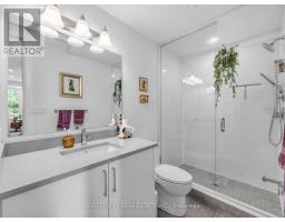 2996 Weston Road, Toronto, ON M9M2S7 Photo 17