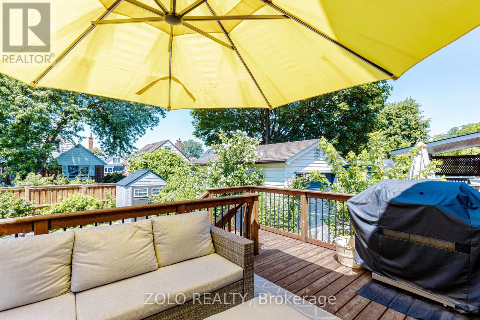 236 PARKDALE AVENUE S - Image 40