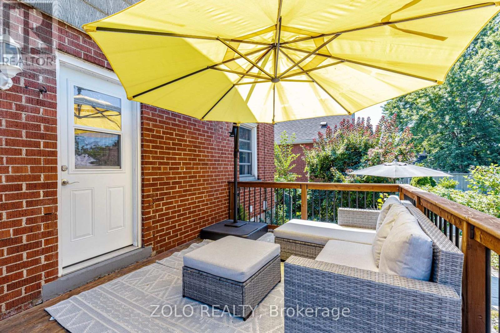 236 PARKDALE AVENUE S - 41