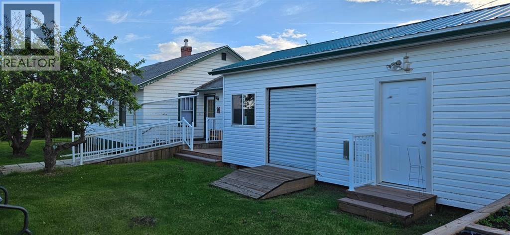 11208 102 Avenue - Image 6