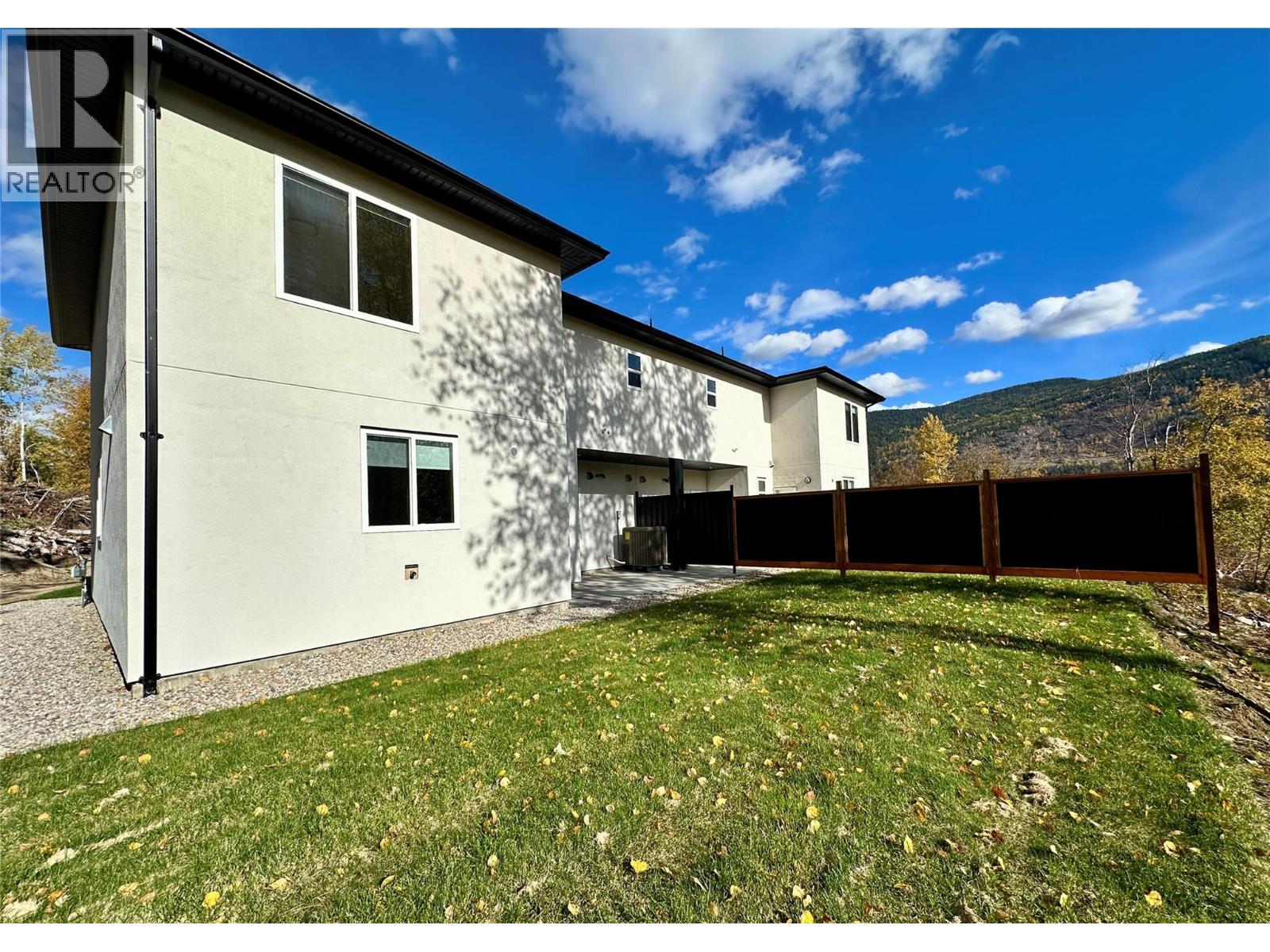 3736 Toba Road, Castlegar